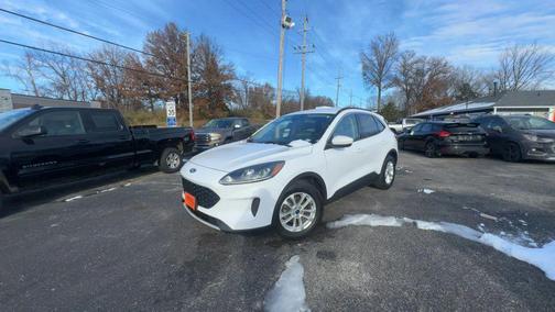 2020 Ford Escape SE