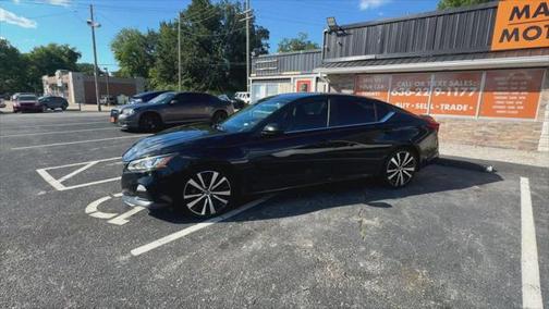 2020 Nissan Altima SR FWD