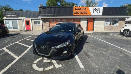 2020 Nissan Altima SR FWD