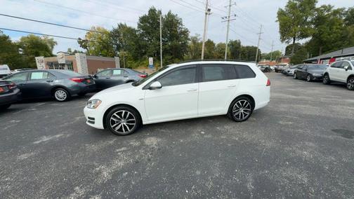 2016 Volkswagen Golf SportWagen TSI Limited Edition