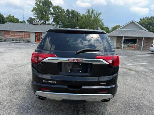 Black 2018 GMC Acadia Denali
