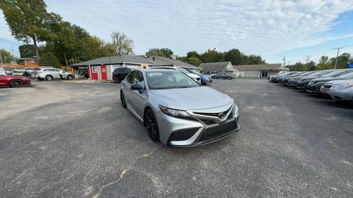2021 Toyota Camry SE