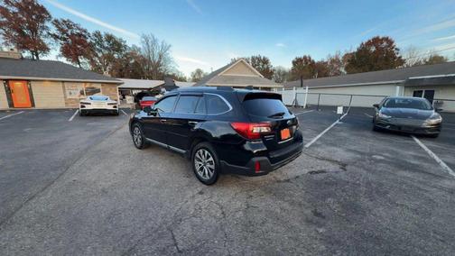 2018 Subaru Outback 2.5i Touring