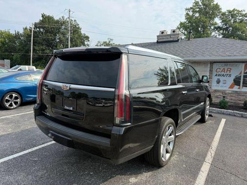 Black 2019 Cadillac Escalade ESV Sport