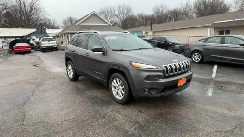 2017 Jeep Cherokee Sport