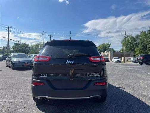 2014 Jeep Cherokee Sport