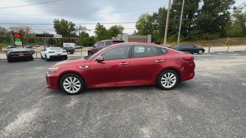 2018 Kia Optima S