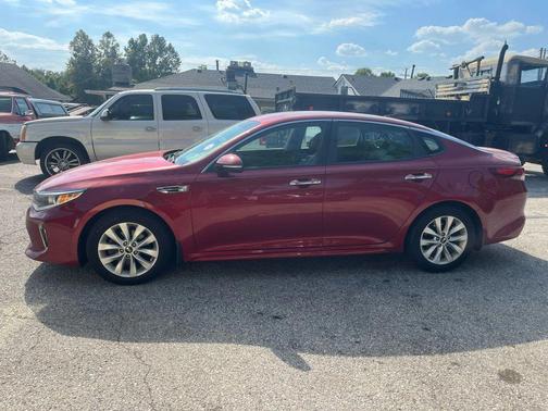 2018 Kia Optima S