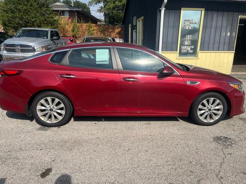 2018 Kia Optima S