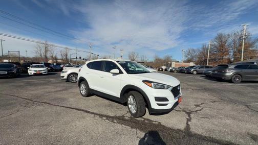 2020 Hyundai TUCSON SE