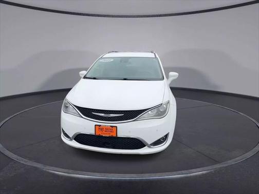 2018 Chrysler Pacifica Touring-L Plus