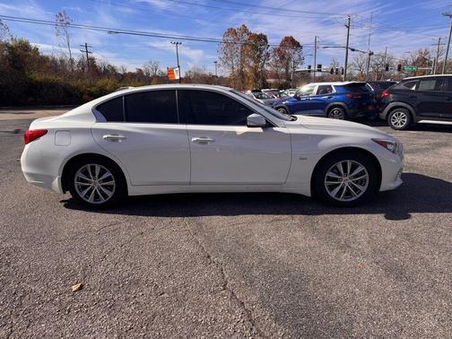 2017 INFINITI Q50 3.0T Premium
