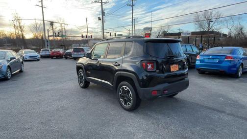 2017 Jeep Renegade Trailhawk