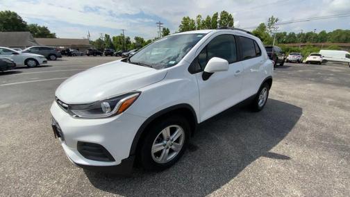 White 2021 Chevrolet Trax LT