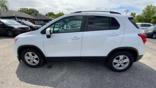 White 2021 Chevrolet Trax LT