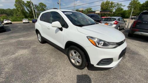 White 2021 Chevrolet Trax LT