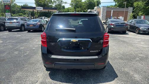 Silver 2016 Chevrolet Equinox LT