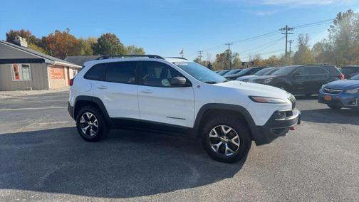 2015 Jeep Cherokee Sport