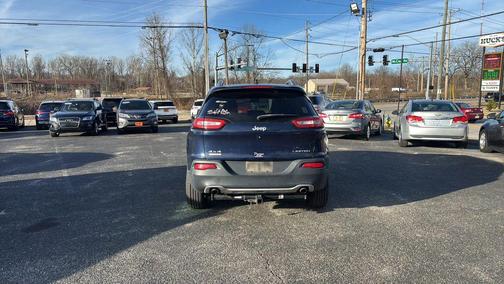 2014 Jeep Cherokee Sport