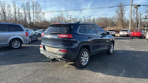 2014 Jeep Cherokee Sport