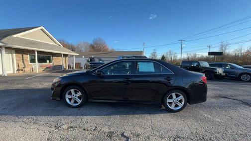 2014 Toyota Camry SE