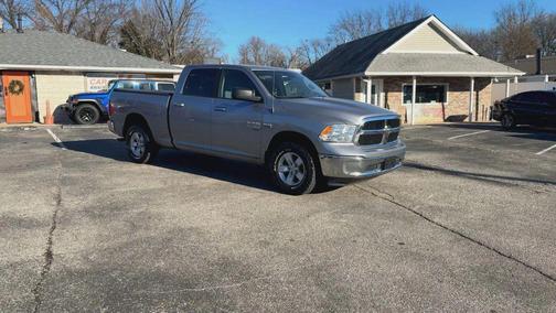 2019 RAM 1500 SLT