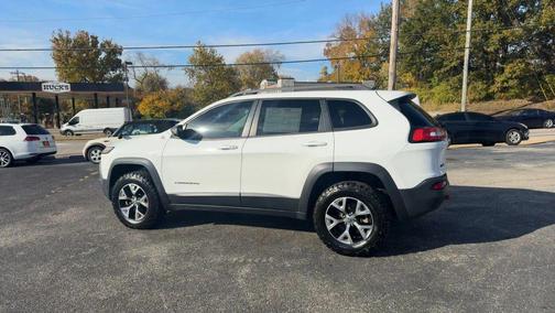 2015 Jeep Cherokee Sport
