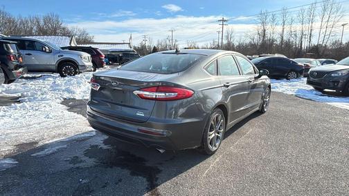 2020 Ford Fusion SEL