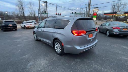2018 Chrysler Pacifica Touring-L