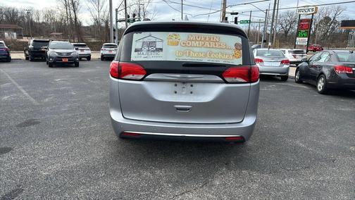 2018 Chrysler Pacifica Touring-L