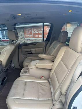 2013 Nissan Armada Platinum