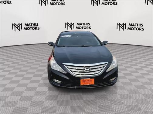 2011 Hyundai SONATA Limited