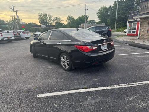 2011 Hyundai SONATA Limited