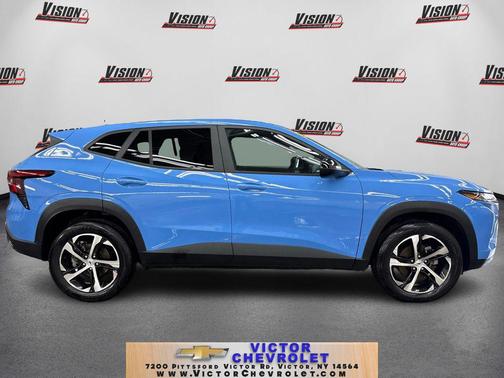 Fountain Blue 2024 Chevrolet Trax FWD 1RS