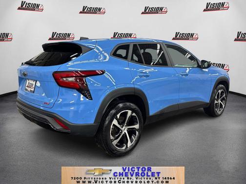 Fountain Blue 2024 Chevrolet Trax FWD 1RS