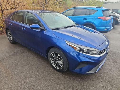 Deep Sea Blue 2023 Kia Forte LXS