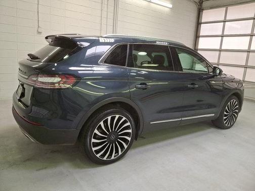 2021 Lincoln Nautilus Black Label