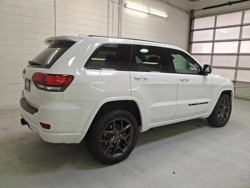 2021 Jeep Grand Cherokee 80th Anniversary Edition