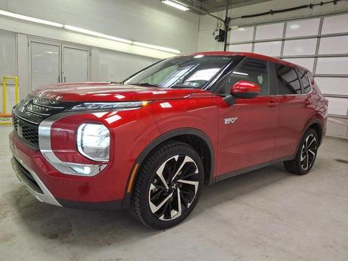 2024 Mitsubishi Outlander PHEV SE