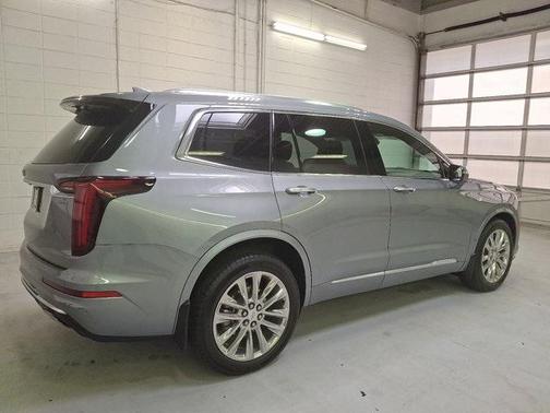2023 Cadillac XT6 Premium Luxury AWD