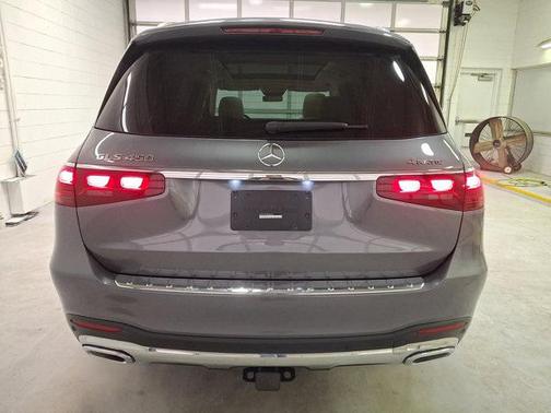 2024 Mercedes-Benz GLS 450 4MATIC