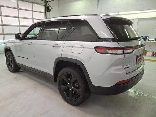 2024 Jeep Grand Cherokee Altitude