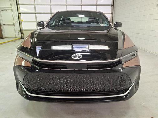 2023 Toyota Crown Platinum