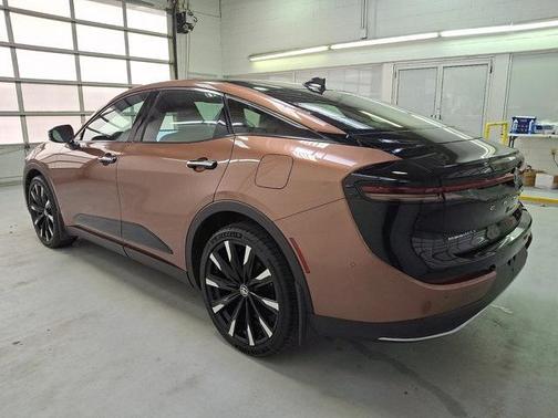 2023 Toyota Crown Platinum