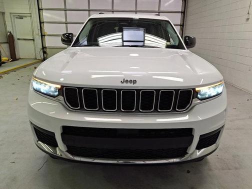 2021 Jeep Grand Cherokee L Laredo