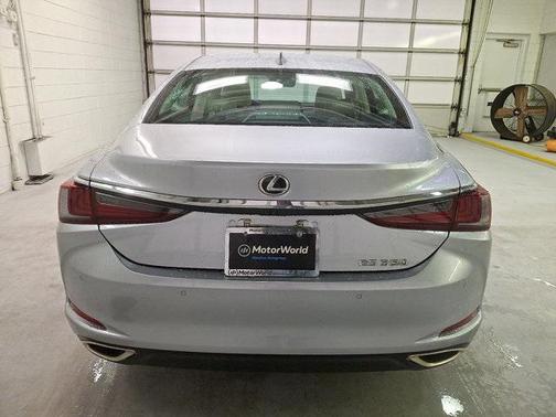 2023 Lexus ES 350 Base