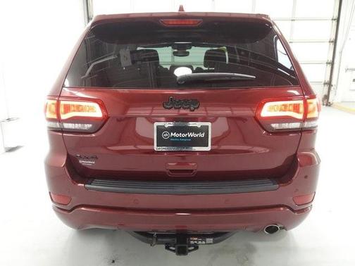 Photo 5 of 31 of 2019 Jeep Grand Cherokee Altitude