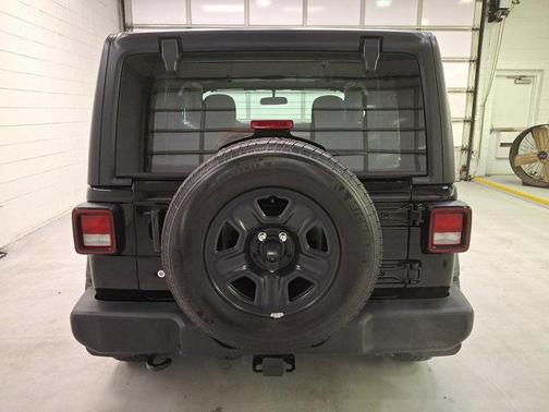 2022 Jeep Wrangler Sport