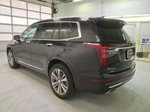 2022 Cadillac XT6 Premium Luxury AWD