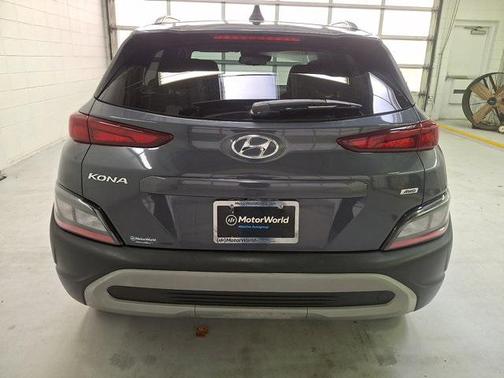 2022 Hyundai KONA SEL
